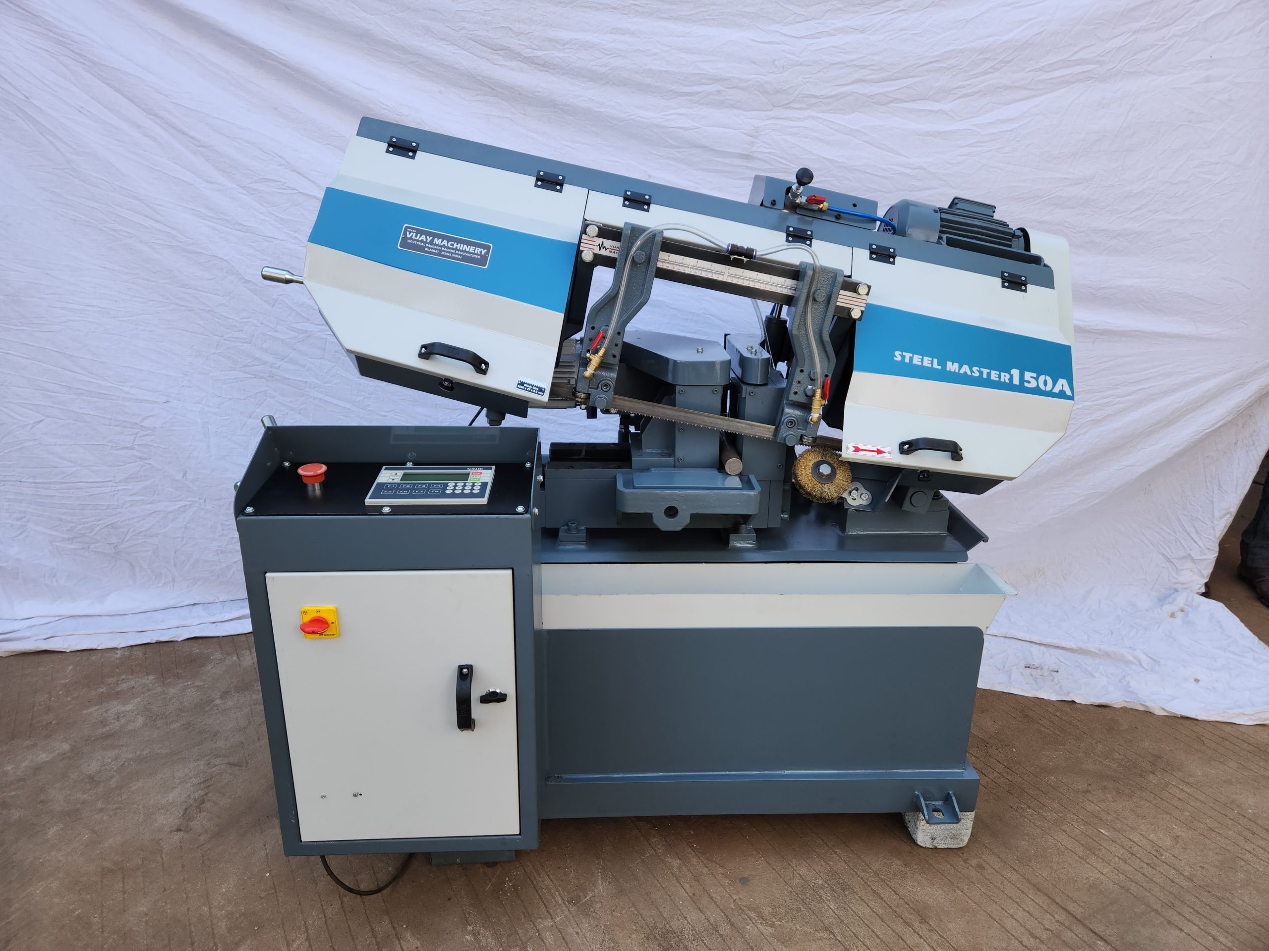 Steel Master 150A (EION-VX4)  (Pivot type Fully-Automatic Band saw)